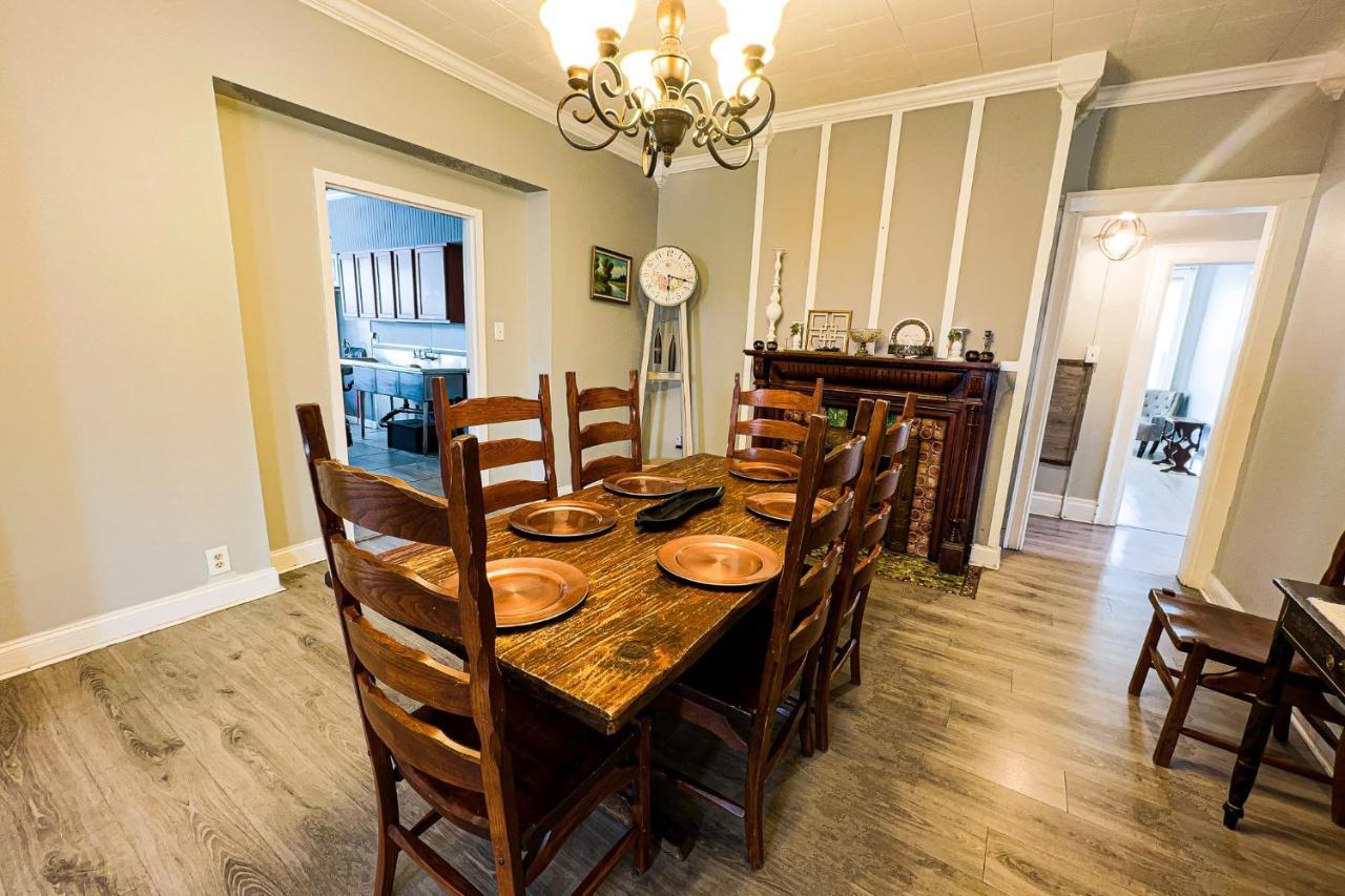 Unique Large 9Br House With 3 Bath Close To The Falls Niagara Falls Buitenkant foto