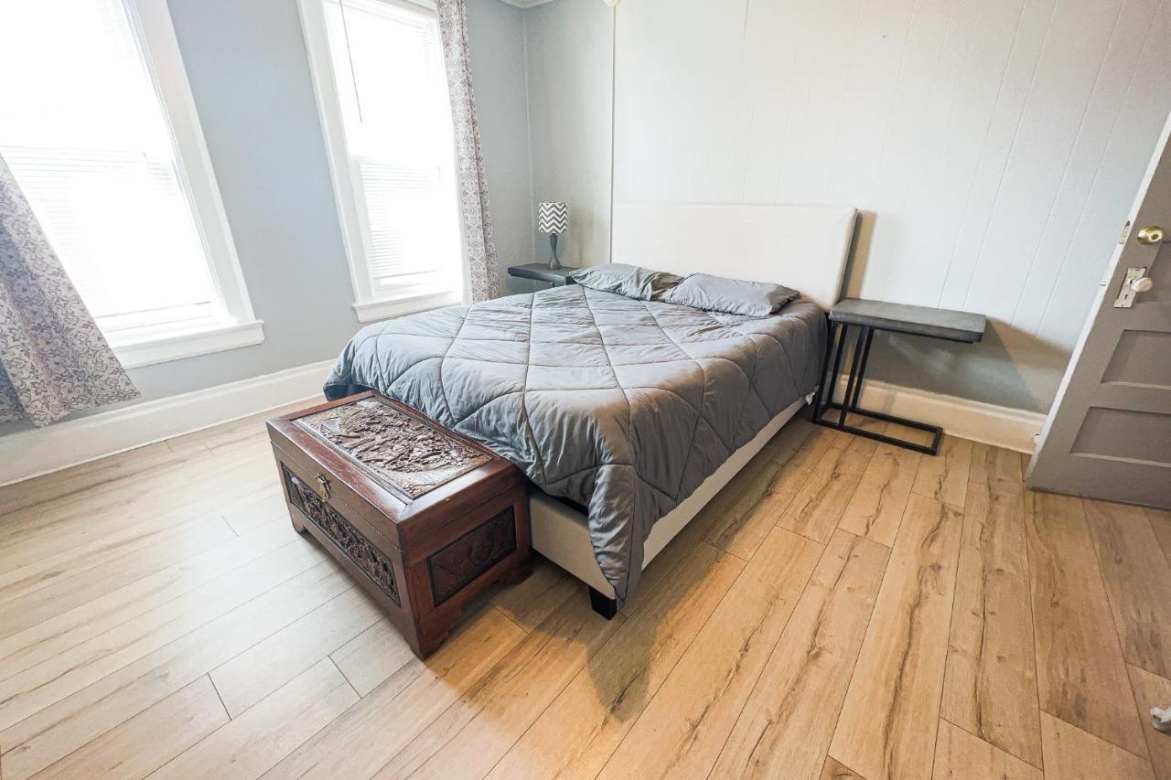 Unique Large 9Br House With 3 Bath Close To The Falls Niagara Falls Buitenkant foto